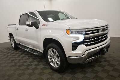 2022 Chevrolet 1500 Crew Cab, $41495. Photo 10