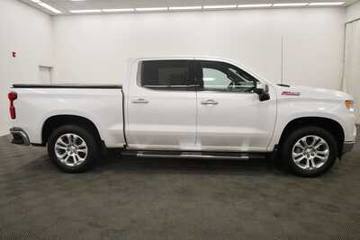 2022 Chevrolet 1500 Crew Cab, $41495. Photo 9