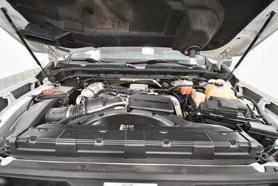 2022 GMC 2500 Crew Cab, $59576. Photo 12