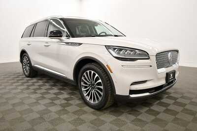2022 Lincoln Aviator, $34598. Photo 10