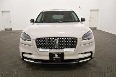 2022 Lincoln Aviator, $34598. Photo 11