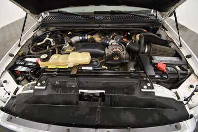 2003 Ford F350 Crew Cab, $24499. Photo 12