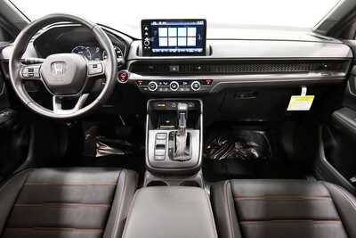 2025 Honda CR-V, $37999. Photo 3