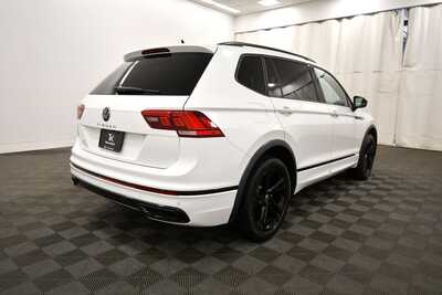 2023 Volkswagen Tiguan, $23849. Photo 8