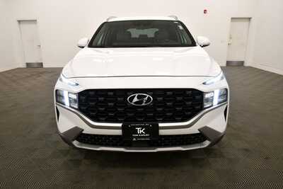 2023 Hyundai Santa Fe, $26435. Photo 11