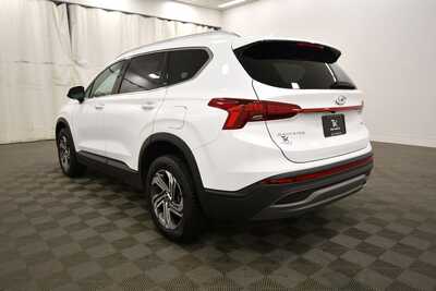 2023 Hyundai Santa Fe, $26435. Photo 5