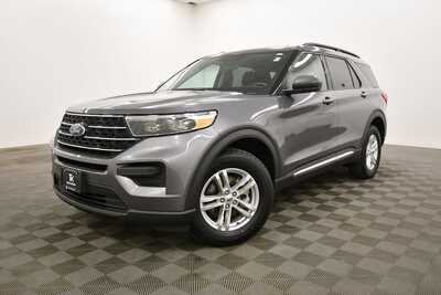 2021 Ford Explorer, $24150. Photo 2