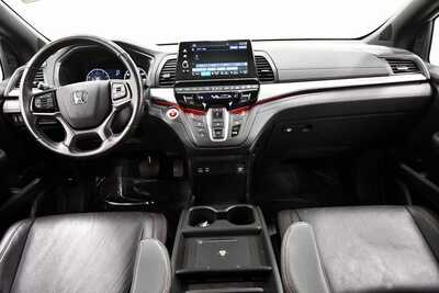2025 Honda Odyssey, $38659. Photo 3