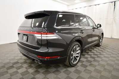 2023 Lincoln Aviator, $42749. Photo 8
