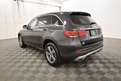 2022 Mercedes-Benz GLC-Class, $30994. Photo 5
