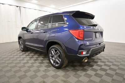 2022 Honda Passport, $28693. Photo 5