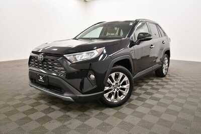 2019 Toyota RAV4, $27312. Photo 2