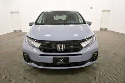 2025 Honda Odyssey, $49999. Photo 11