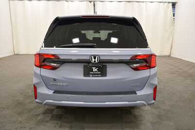 2025 Honda Odyssey, $49999. Photo 6