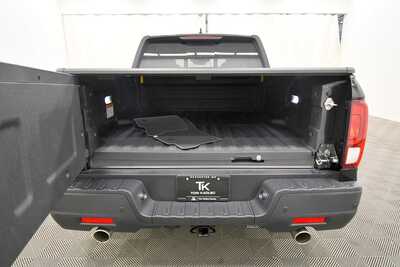 2025 Honda Ridgeline, $43699. Photo 7