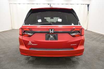 2023 Honda Odyssey, $35849. Photo 6