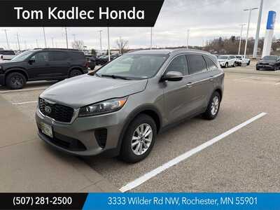 2019 Kia Sorento, $13995. Photo 1