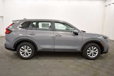 2026 Honda CR-V, $34325. Photo 8