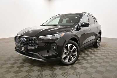 2025 Ford Escape, $27849. Photo 2
