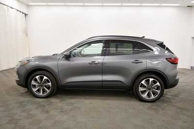 2025 Ford Escape, $27849. Photo 4