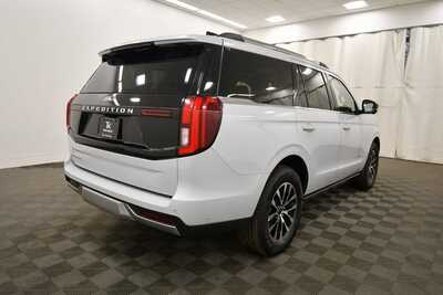 2025 Ford Expedition, $69349. Photo 9