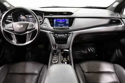 2024 Cadillac XT5, $33452. Photo 3