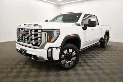 2024 GMC 2500 Crew Cab, $66849. Photo 2