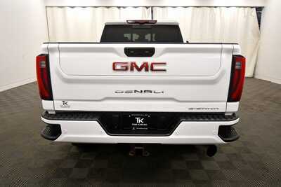 2024 GMC 2500 Crew Cab, $66849. Photo 6