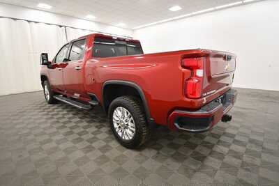 2022 Chevrolet 3500 Crew Cab, $55674. Photo 5