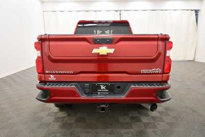 2022 Chevrolet 3500 Crew Cab, $55674. Photo 6