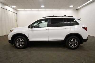 2022 Honda Passport, $30348. Photo 4