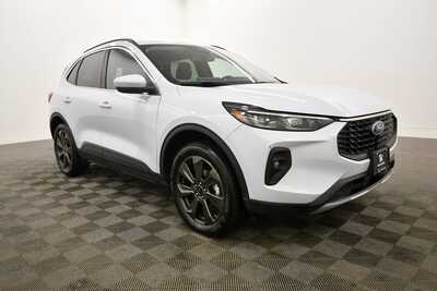 2025 Ford Escape, $29159. Photo 10