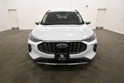 2025 Ford Escape, $29159. Photo 11