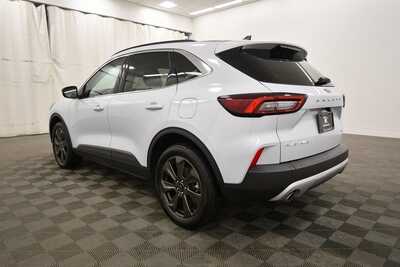 2025 Ford Escape, $29159. Photo 5