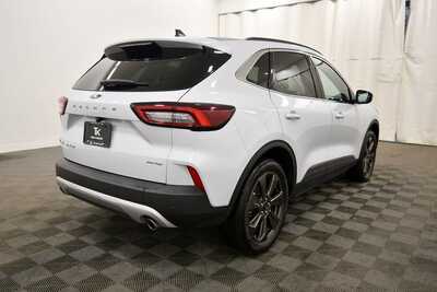 2025 Ford Escape, $29159. Photo 8