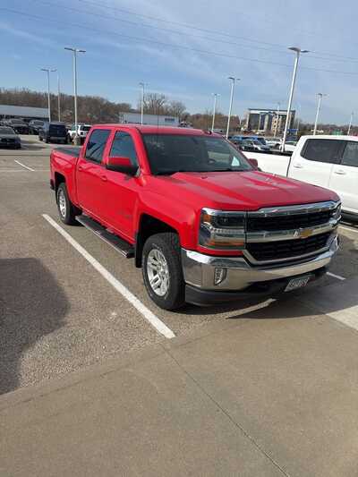 2017 Chevrolet 1500 Crew Cab, $17144. Photo 2