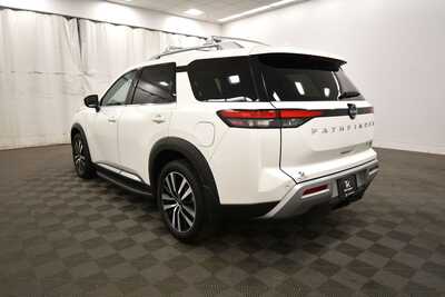 2024 Nissan Pathfinder, $38345. Photo 5
