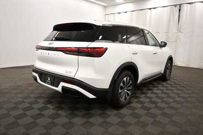 2023 Infiniti QX60, $30345. Photo 8