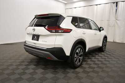 2023 Nissan Rogue, $25749. Photo 8