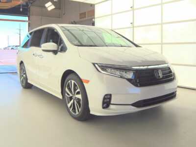 2023 Honda Odyssey, $41349. Photo 2