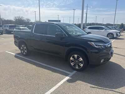 2018 Honda Ridgeline, $22745. Photo 2