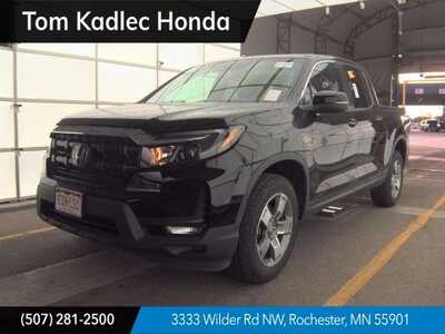 2025 Honda Ridgeline, $37105. Photo 1