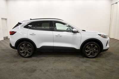2025 Ford Escape, $28345. Photo 9
