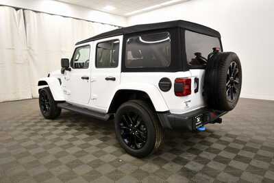 2022 Jeep Wrangler Unlimited, $27845. Photo 5