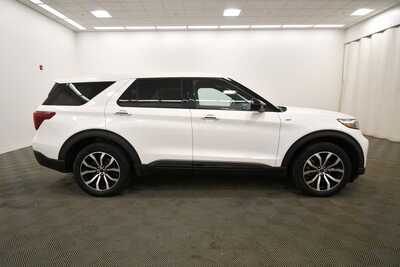 2022 Ford Explorer, $31822. Photo 9