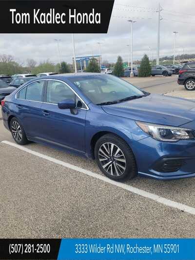 2019 Subaru Legacy, $17916. Photo 1