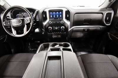 2021 GMC 1500 Crew Cab, $33845. Photo 3