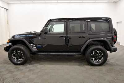2021 Jeep Wrangler Unlimited, $32345. Photo 4