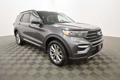 2020 Ford Explorer, $21845. Photo 10