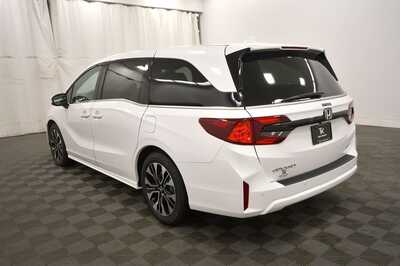 2026 Honda Odyssey, $50175. Photo 5